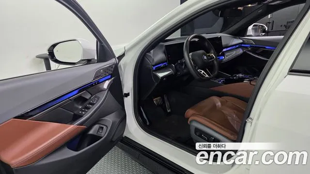 BMW i5 2024 thumb 9