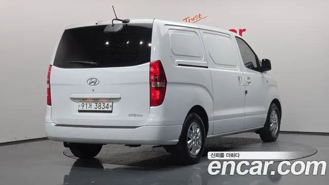 Hyundai Starex 2018 thumb 2