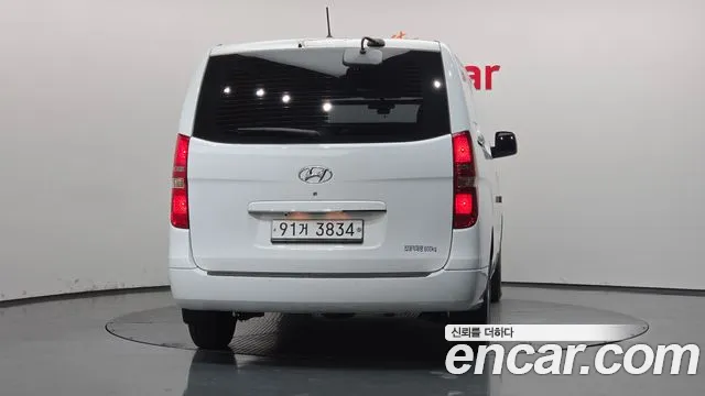 Hyundai Starex 2018 thumb 4