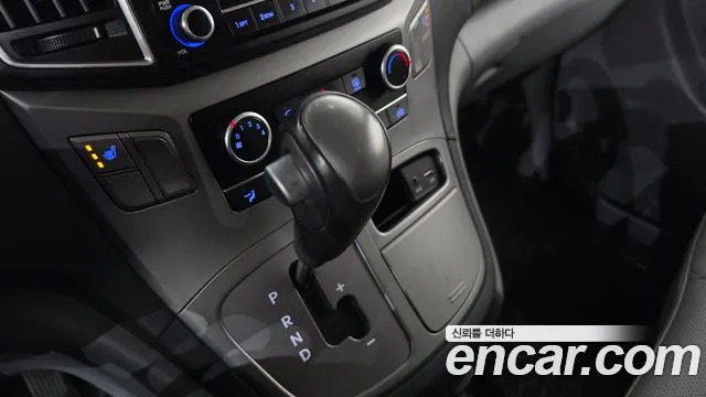 Hyundai Starex 2018 thumb 9