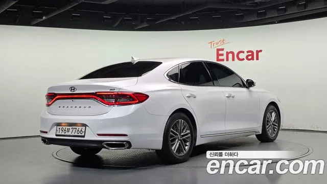 Hyundai Grandeur 2018 thumb 2