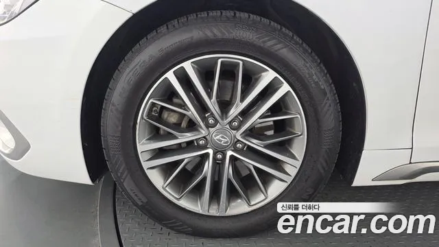Hyundai Grandeur 2018 thumb 5