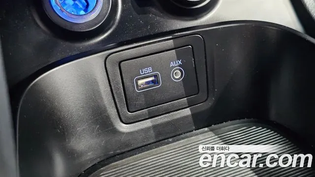 Hyundai Santa Fe 2015 thumb 12