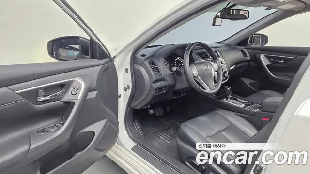 Nissan Altima 2018 thumb 10