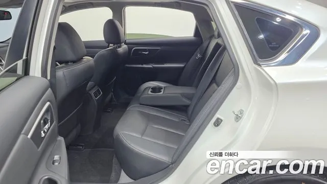 Nissan Altima 2018 thumb 12