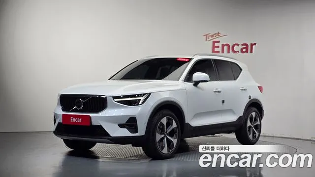 Volvo XC40 2025 thumb 11