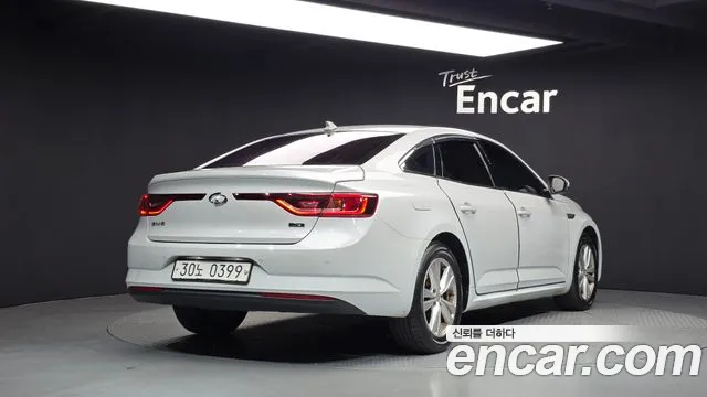 Renault-KoreaSamsung Megane 2016 thumb 2