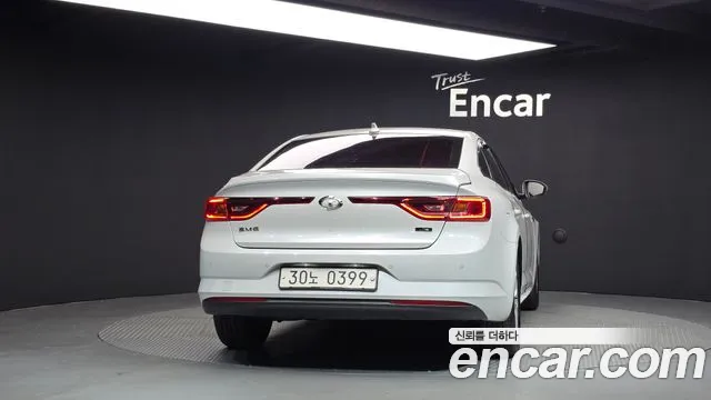 Renault-KoreaSamsung Megane 2016 thumb 4