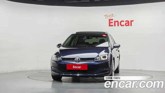 Volkswagen Golf Sportsvan 2014 thumb 3