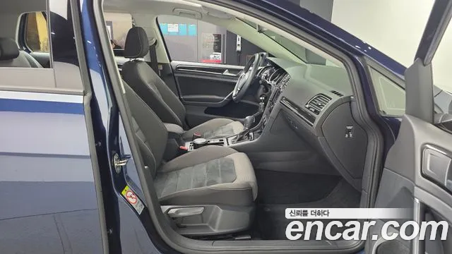 Volkswagen Golf Sportsvan 2014 thumb 11