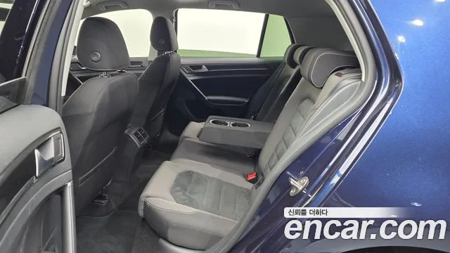 Volkswagen Golf Sportsvan 2014 thumb 12