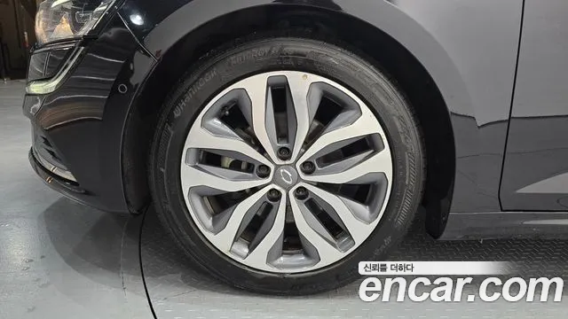 Renault-KoreaSamsung Megane 2016 thumb 5
