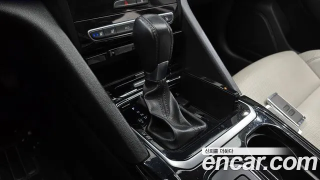 Renault-KoreaSamsung Megane 2016 thumb 9