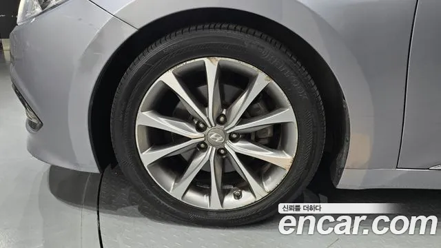 Hyundai Grandeur 2014 thumb 5
