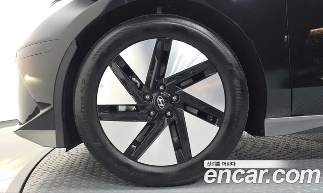 Hyundai IONIQ 6 2024 thumb 4
