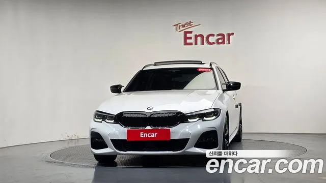 BMW 3-Series 2021 thumb 2