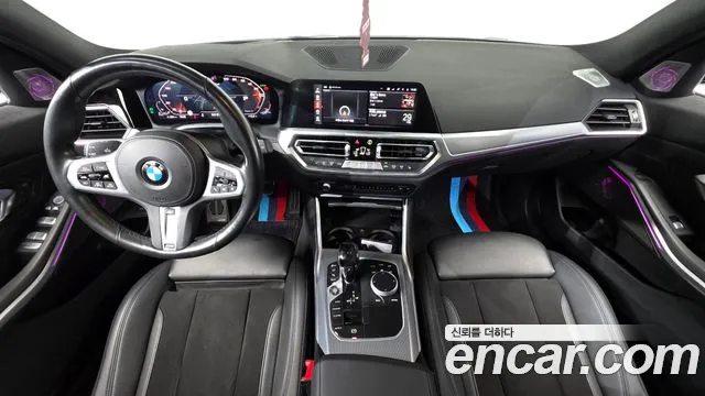 BMW 3-Series 2021 thumb 6