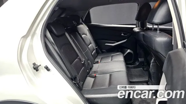 KG_Mobility_Ssangyong KORANDO 2014 thumb 11