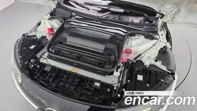 Mercedes-Benz EQE 2022 thumb 6