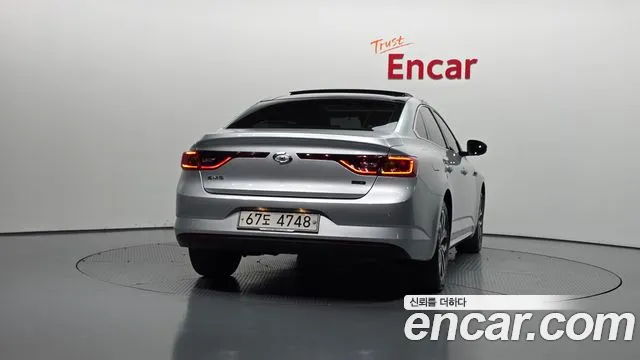 Renault-KoreaSamsung Megane 2016 thumb 3