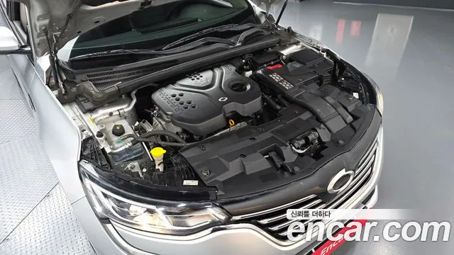 Renault-KoreaSamsung Megane 2016 thumb 5