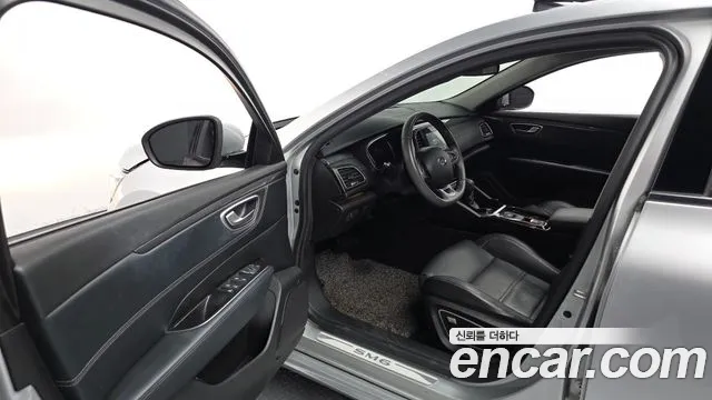 Renault-KoreaSamsung Megane 2016 thumb 9