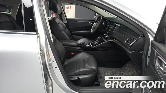 Renault-KoreaSamsung Megane 2016 thumb 10