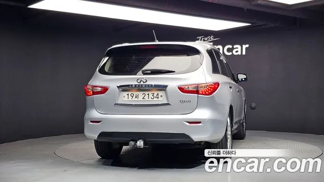 Infiniti JX 2013 thumb 4