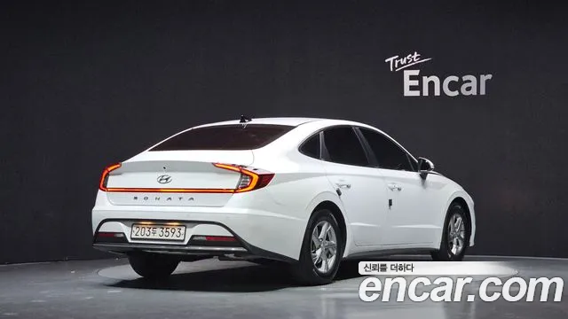 Hyundai Sonata 2023 thumb 2