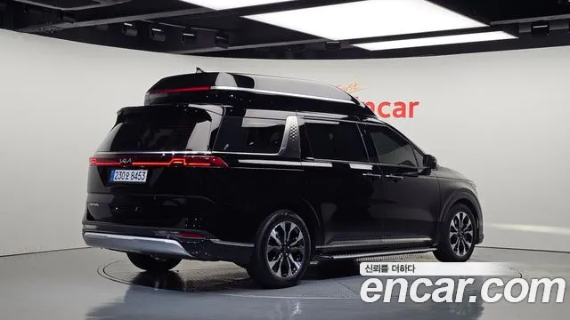 Kia Carnival 2021 thumb 2