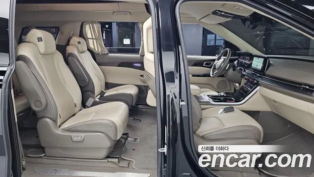 Kia Carnival 2021 thumb 12