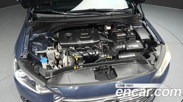 Hyundai Avante 2015 thumb 5