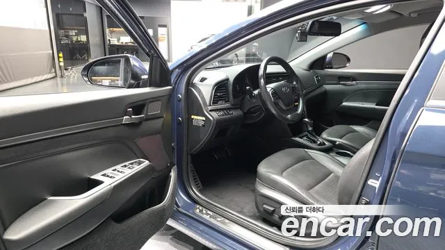 Hyundai Avante 2015 thumb 9