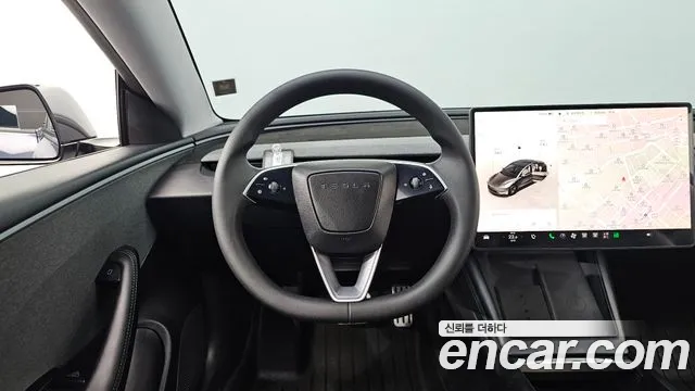 Tesla Model 3 2026 thumb 12