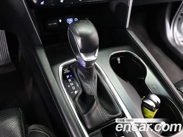 Hyundai Santa Fe 2018 thumb 10