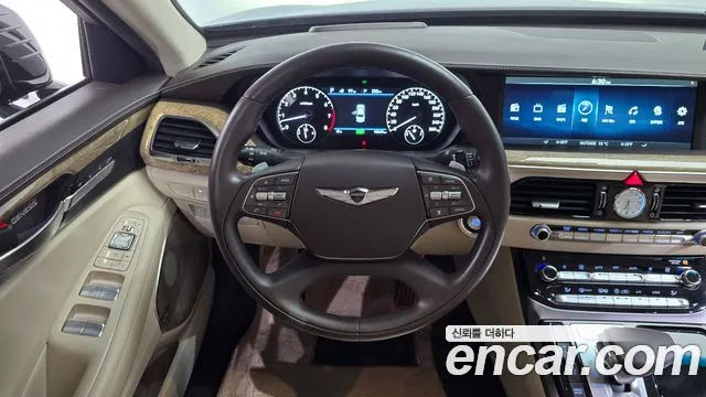 Genesis G90 2018 thumb 11