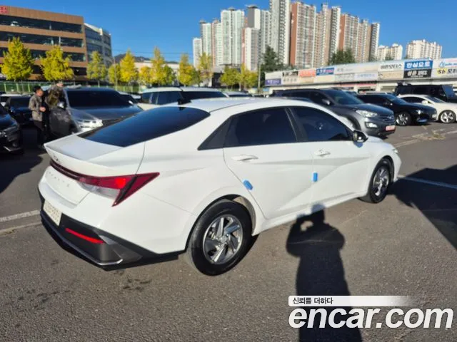 Hyundai Avante 2023 thumb 6