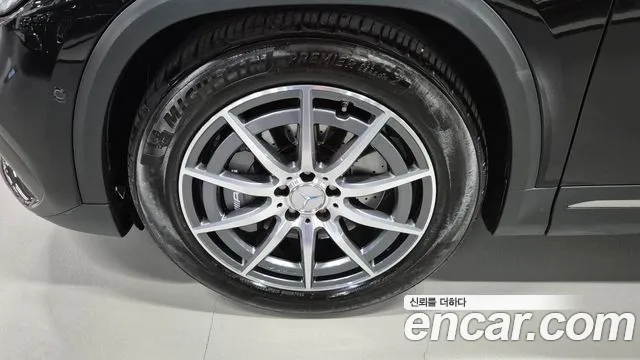 Mercedes-Benz GLA 2022 thumb 5