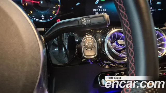Mercedes-Benz GLA 2022 thumb 9