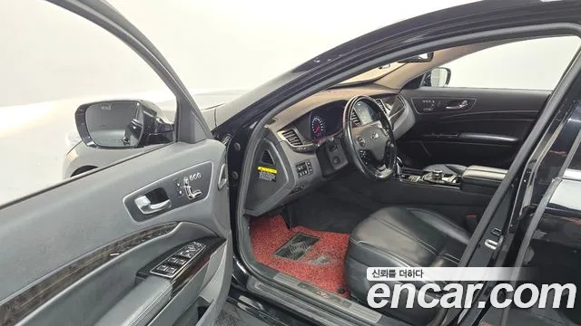 Kia K9 2016 thumb 10