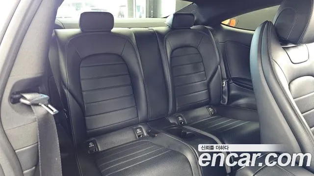 Mercedes-Benz C-Класс 2016 thumb 12