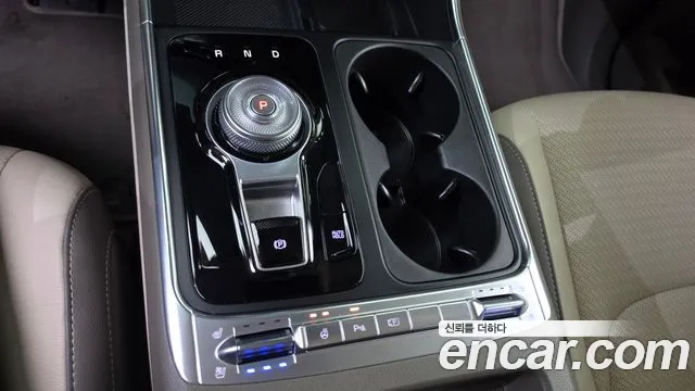 Kia Carnival 2025 thumb 8