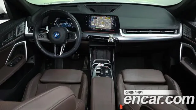 BMW X1 2023 thumb 6