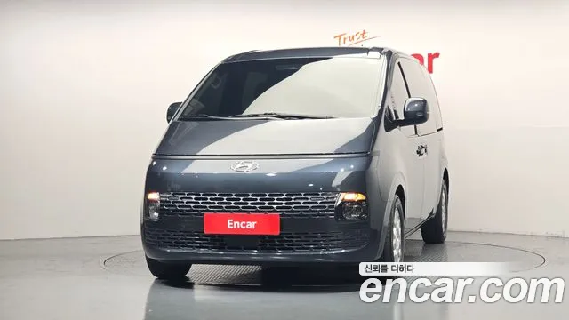 Hyundai Staria 2022 thumb 3