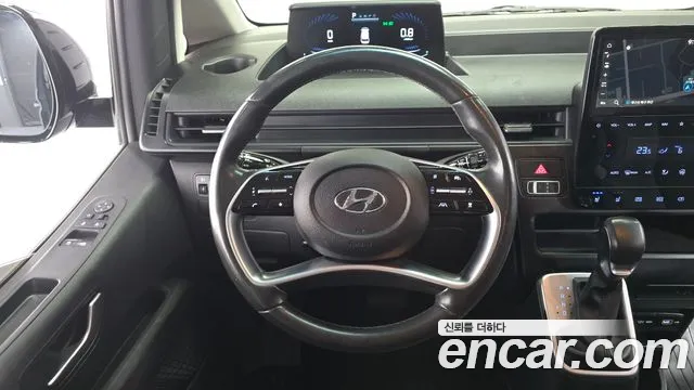 Hyundai Staria 2022 thumb 12