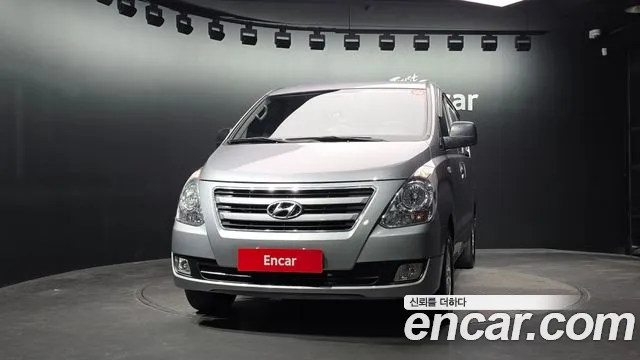 Hyundai Starex 2017 thumb 3