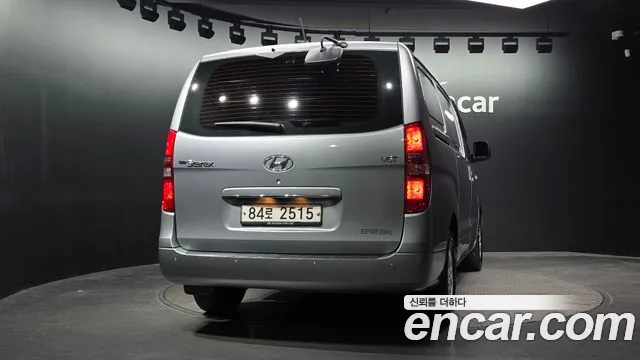 Hyundai Starex 2017 thumb 4