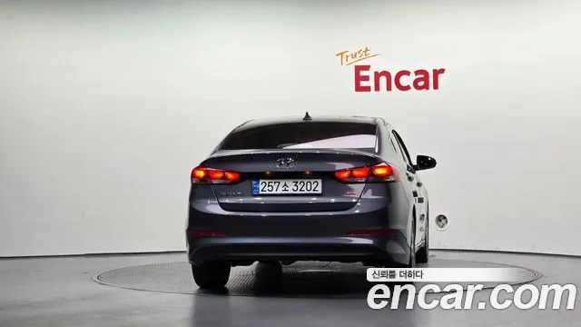 Hyundai Avante 2016 thumb 4