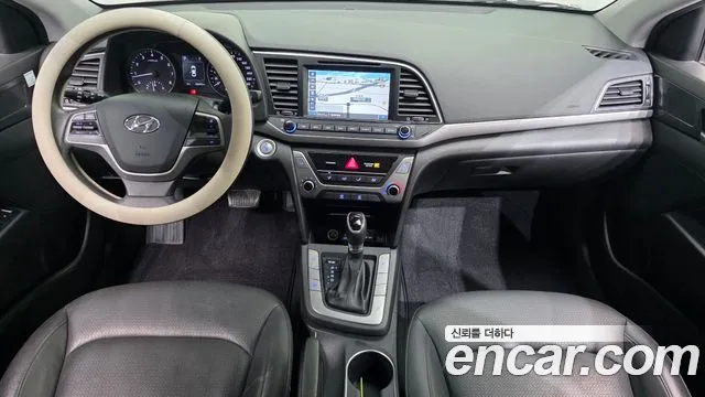 Hyundai Avante 2016 thumb 7