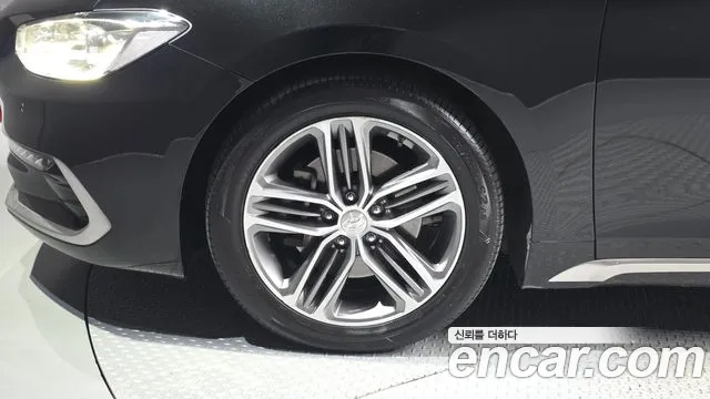 Hyundai Grandeur 2017 thumb 4